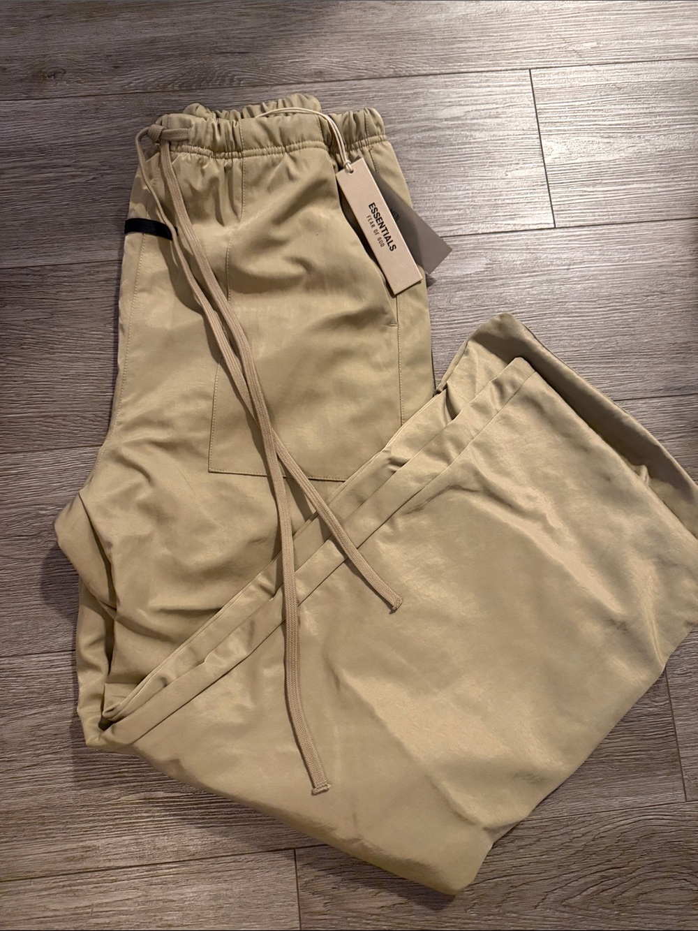 ESSENTIALS Men’s Beige Nylon Drawstring dress Joggers NWT - XS
